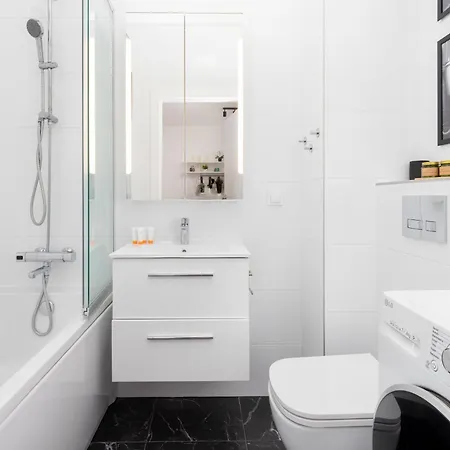 Modern Kamienna Grobla With Parking & Balcony In By Renters